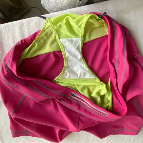 Athleta Pink Stability Running Shorts Size XL - Picture 10 of 13